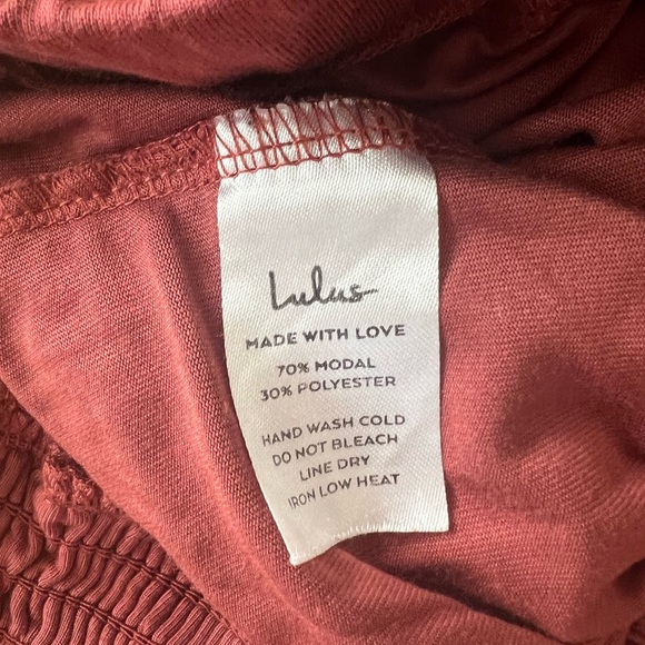 Lulu's Women's Rust Red Modal Blend Wide-Leg Flowy Tie Waist Pants Sz Medium - Picture 3 of 5
